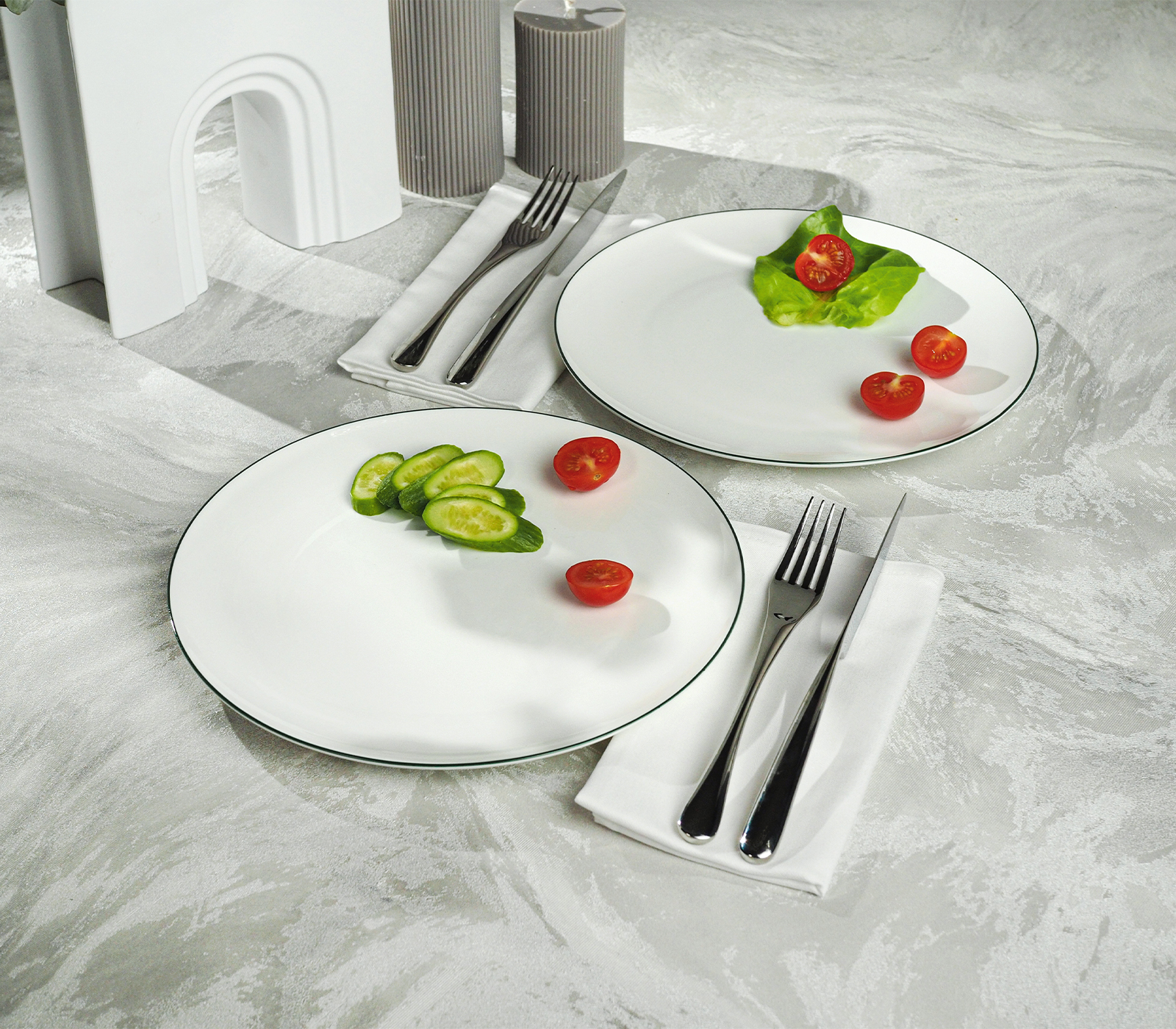 Набор тарелок обеденных SYMBOL (белый с зеленым кантом, 2 шт) - фото 1