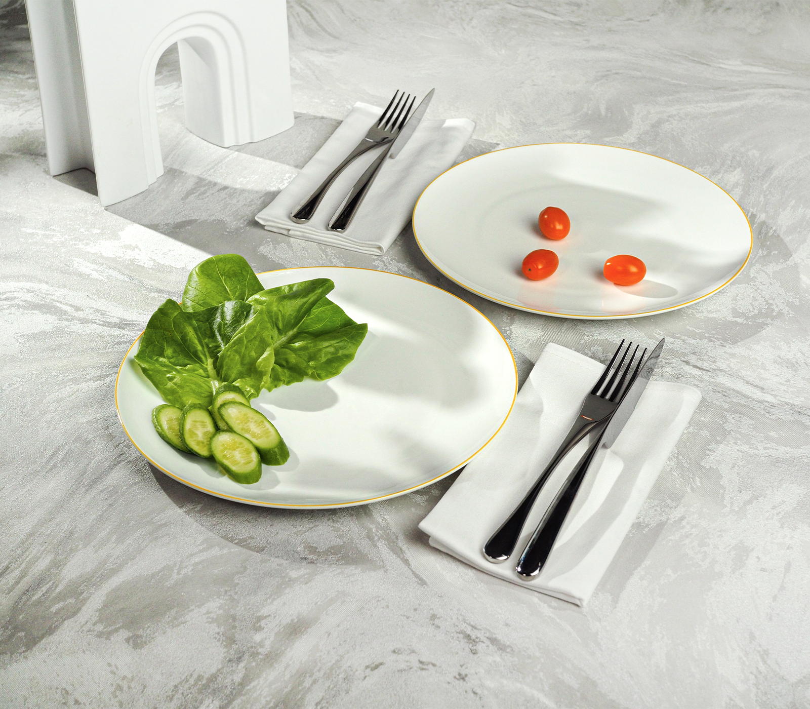 Набор тарелок обеденных SYMBOL (белый с желтым кантом, 2 шт) - фото 1