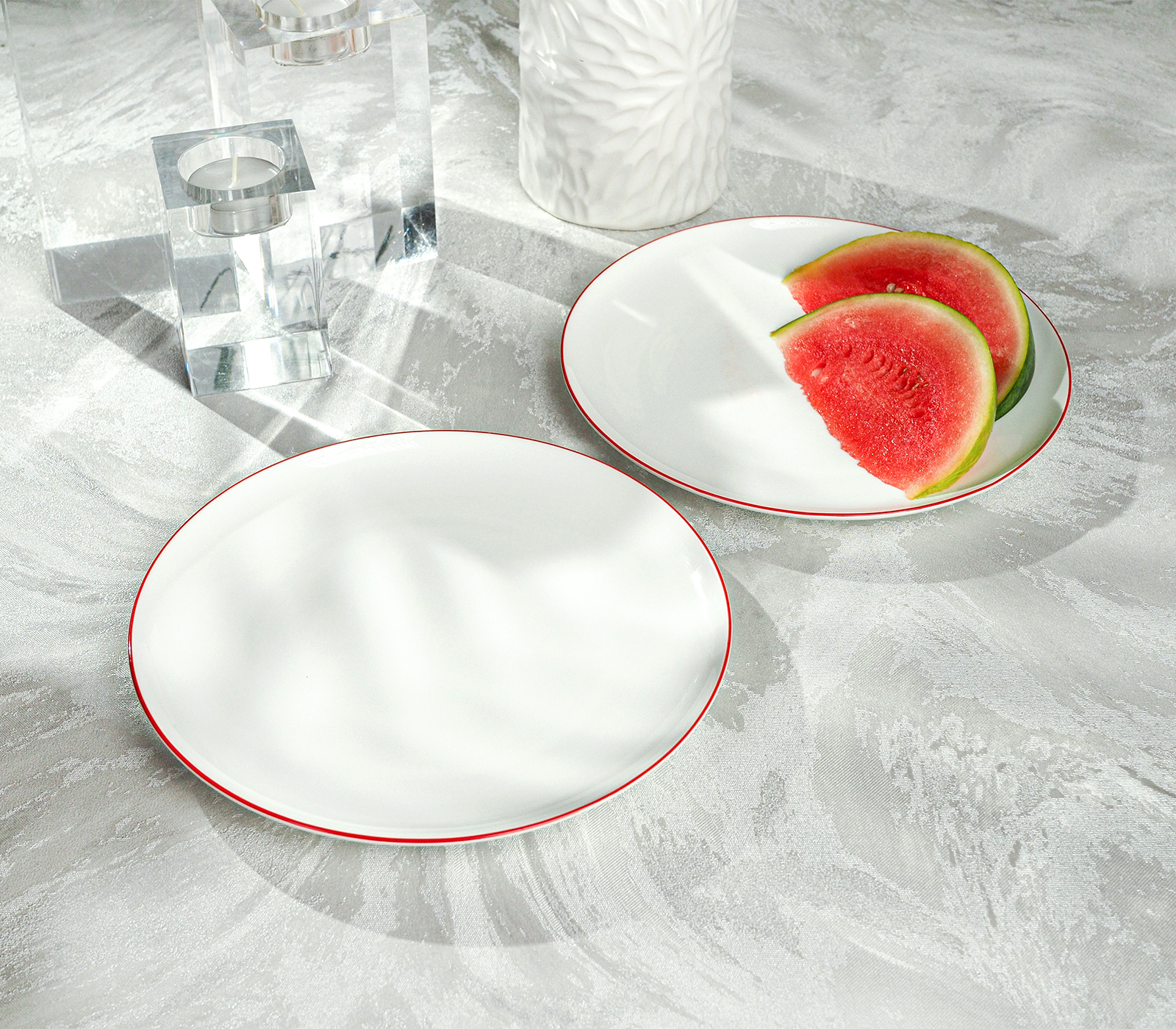 Набор тарелок закусочных SYMBOL (белый с красным кантом, 2 шт) - фото 1