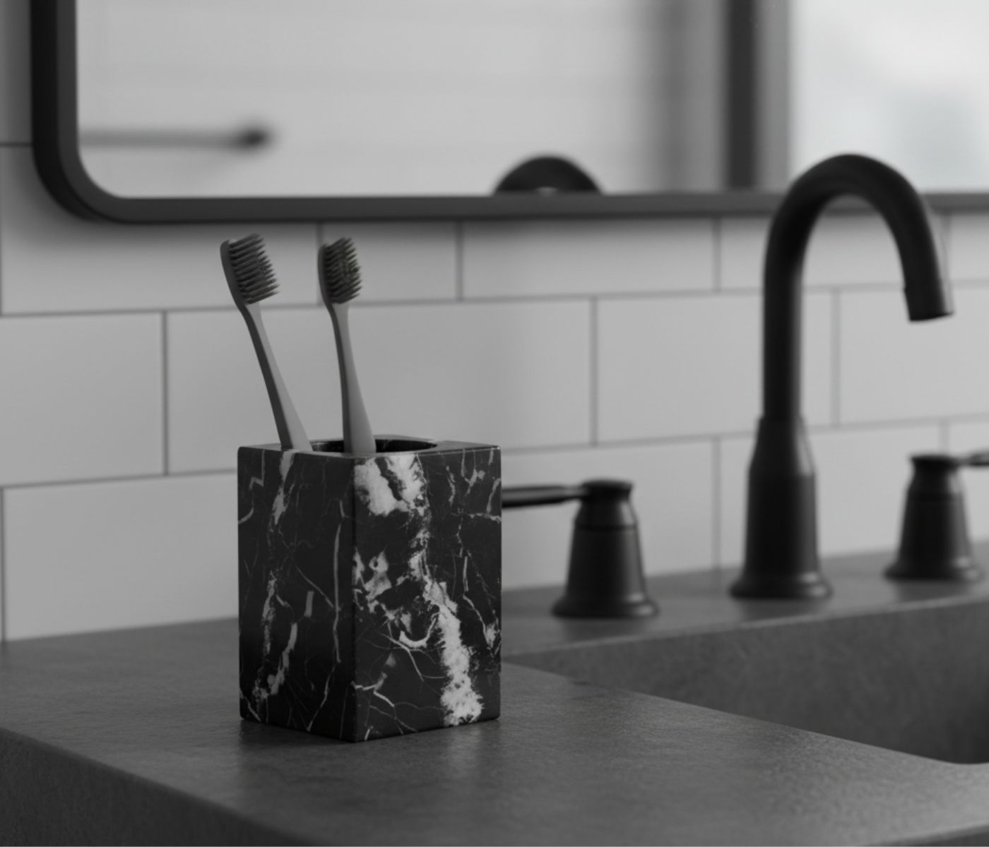 Стакан для зубных щеток PALISSANDRO / ПАЛИСАНДРО черный - фото 1
