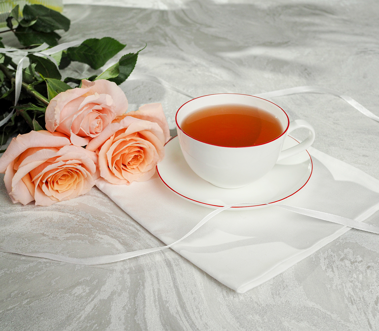 Чайная пара SYMBOL (белый с красным кантом, 1 шт) - фото 1