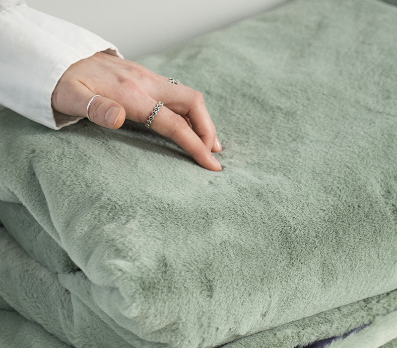 Плед меховой OLIVE GREEN