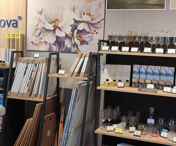 Фирменный магазин Victoria Stenova  г.Изобильный