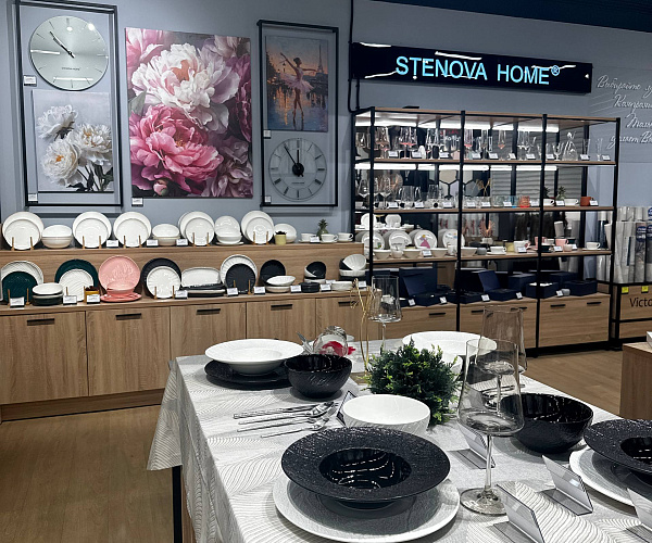 Фирменный магазин Victoria Stenova  г. Оренбург
