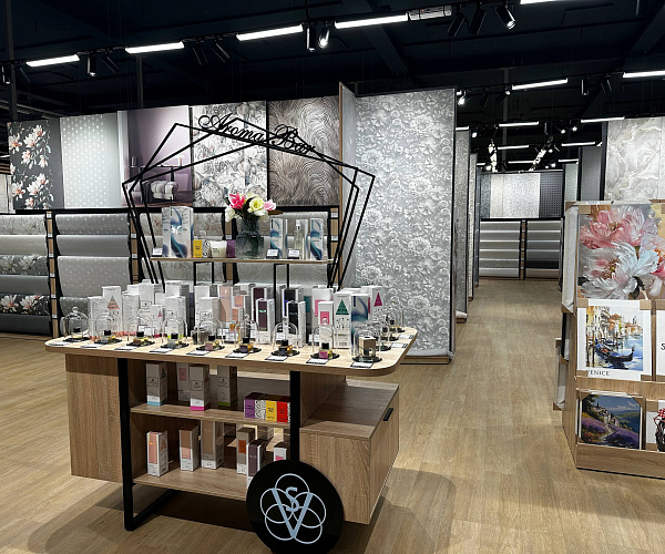 Фирменный магазин Victoria Stenova  г. Оренбург