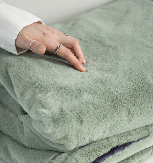 Плед меховой OLIVE GREEN